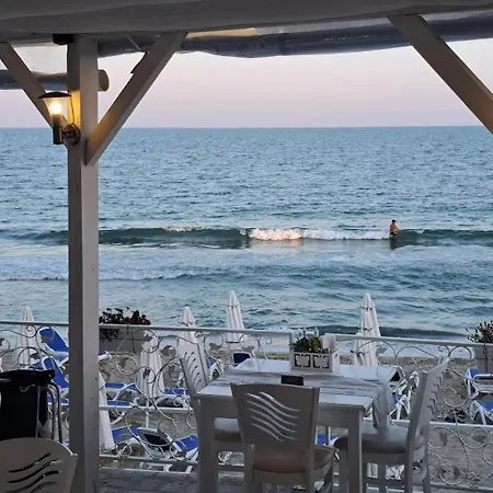 شقة Panoramic Butterfly *