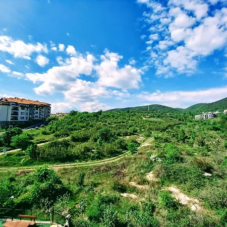 Panoramic Butterfly アパート